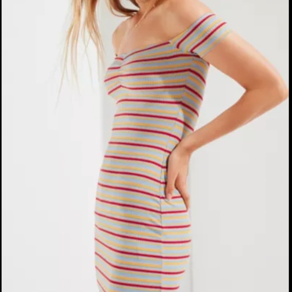 Urban Outfitters - Off The Shoulder Striped Body Con Dress